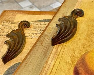 detail - with metal accent