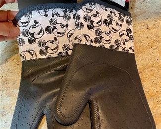 Item 332:  (2) Disney Pot Holders:  $10