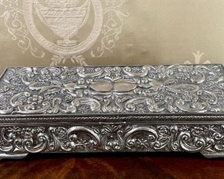 Item 399:  Godinger Jewelry Box:  $24