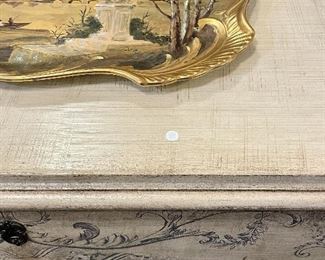 detail - please note the white spot here! I don't know what it is!