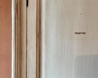 detail - please note this tiny paint loss