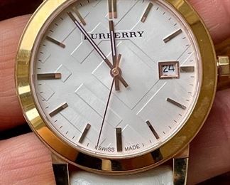 Item 452:  Burberry "Champagne" Ladies Watch 1333:  $125