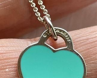 detail - reverse side