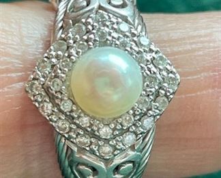 Item 482:  Charriol 18K Diamond and Pearl Ring: $445