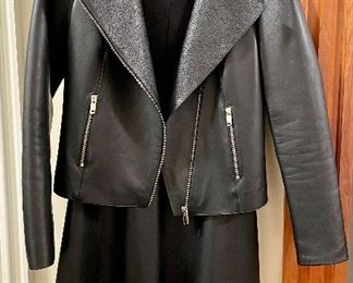 Goes perfectly with this cropped leather jacket!