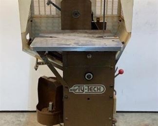 Located in: Chattanooga, TN
MFG Ty-Tech
Model TV-36
Ser# 2236
Box Strapping Machine
Size (WDH) 25-1/4"Wx22-1/2"Dx52-1/4"H
**Sold As Is Where Is**

SKU: C-11-1-L
Powers On
