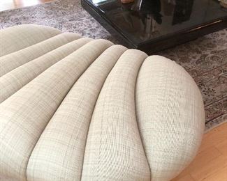 Large shell poof