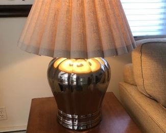 Chapman metal lamp