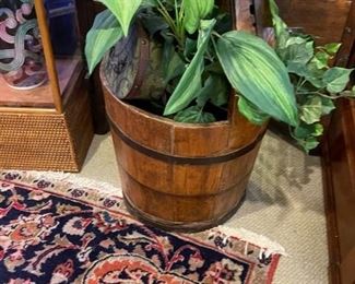 Chinese antique bucket