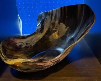 Bull horn bowl