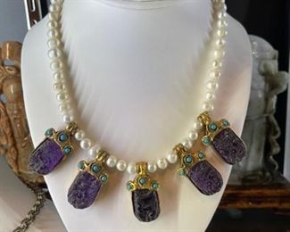 Carved Amethyst and pearl necklace