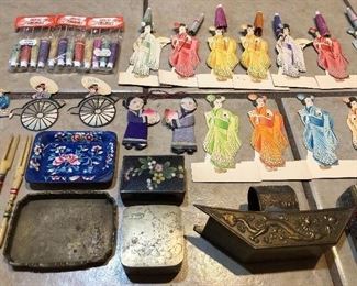 Selection of antiques from China and Japan.