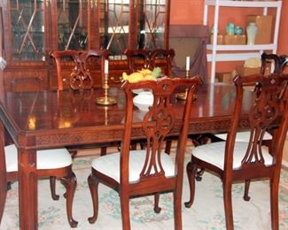 Century Furniture Classic Dining Room Set Table with 6 Chairs & 2 Leaves