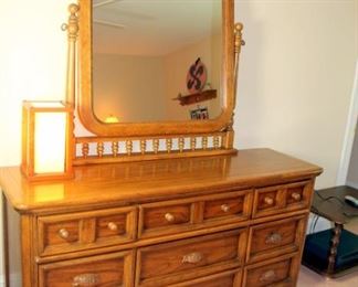 Dixie Furniture Bedroom Set - Dresser with Mirror)
