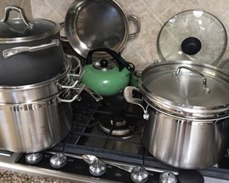 Lots of good Cuisinart cookware-and more