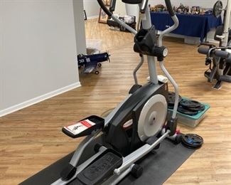 Schwinn Trainer Elliptical Model 438