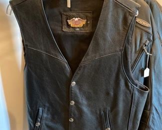 Harley Davidson Leather Vest - Size Large