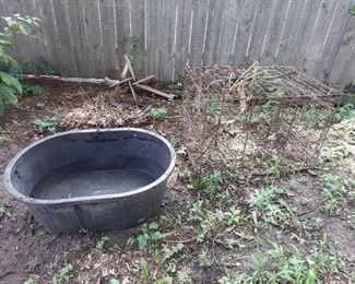 Cage and Feed / Water Trough