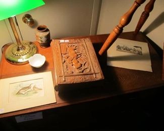 Antique 1800s Victorian hand-carved photo album. (has a slight split but can be repaired)