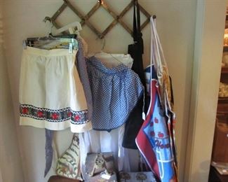 vintage & modern kitchen aprons