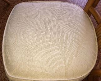 Detail pic rattan dining chair fabric 