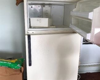 Refrigerator works, no ice maker