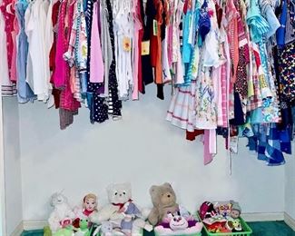 Master Bedroom: Girls Clothing sizes 5t-14, Girls Shoes & Accessories, Kids Toys, Stuffed Animals, etc. 