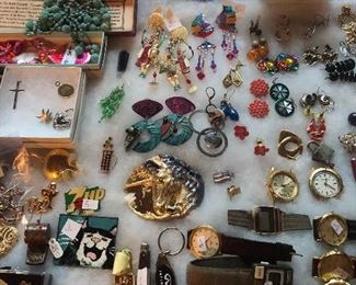 Wide selection of jewelry