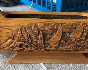 Vintage Tiki bamboo TV lamp