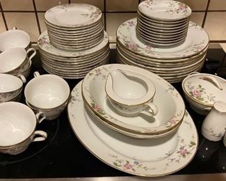 Formal China Set (10 place settings)