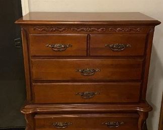Cherry wood chest of drawers