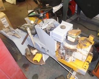 CUB CADET 80 TRACTOR