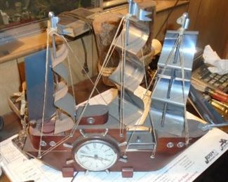 MODEL SHIP CLOCK