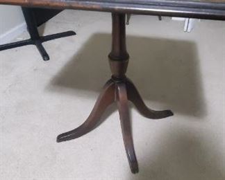Pedestal Table
