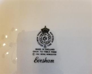 Royal Worcester Evesham China Collection