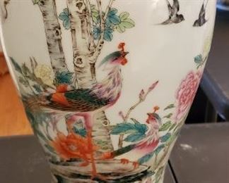 Chinese Vase with Dragon Details