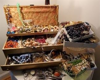 Vintage Costume Jewelry