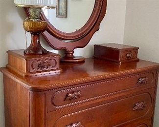 Lillian Russell four piece bedroom set
Furniture can be purchased early