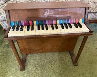 Child’s Jaymar Play Piano