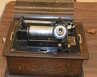 Antique Working  EDISON Standard Oak Wind-Up Cylinder Phonograph