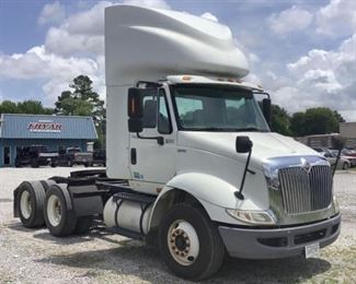 VIN 1HSHXSJR9CJ584878
Year: 2011 Make: International Model: 8600 SBA 6x4 Trim Level: Day Cab
Engine Type: 12.4L
Transmission: Eaton Fuller 10 Speed Manual
Miles: 321,385
Color: White
Driveline: 6x4
Located In: Chattanooga, TN Offsite
Operational Status: Runs And Drives
Power Windows
Power Locks
Power Mirrors
Air Ride Seats
AC Does NOT Blow Cold
Sold On TN Title
**Sold as is Where is**