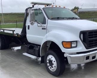 VIN 3FDNF65Y11MA50356
Year: 2001 Make: Ford Model: F-650 Super Duty Trim Level: 19’ Roll-Back
Engine Type: 5.9L L6 Diesel
Transmission: 6 Speed Manual
Miles: 397,049
Color: White
Driveline: 4x2
Located In: Chattanooga, TN Offsite
Operational Status: Runs, Drives And Operates
Power Windows
Power Locks
Manual Mirrors
Air Ride Seats
Vinyl / Cloth Interior
Sold On TN Title
**Sold as is Where is**