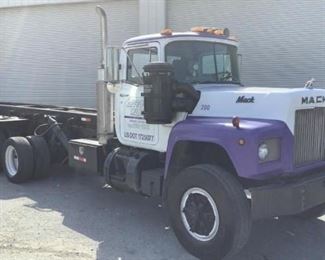 VIN 2M2P137C1GC014145
Year: 1986 Make: Mack Model: RD686S Trim Level: Roll-Off Truck
Engine Type: 11.0L L6 Diesel
Transmission: 2 Stick Manual 5 Speed
Miles: 238,880 TMU
Color: White
Located In: Chattanooga, TN
Operational Status: Runs And Drives
Manual Windows
Manual Locks
Manual Mirrors
Air Ride Seats
Sold on MI Title
**Sold as is Where is**