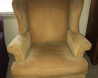 
Light brown wingback chair from the brand Key City. The chair does have some staining but still in great shape. It measures 33x26” with a height of 40”.  https://ctbids.com/#!/description/share/974457