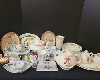 Lovely Lenox rose bowl and vase. Bowl measures 8" x 4". Over 30 beautiful china pieces and pretty floral wall decor. White porcelain tea pot measures 10" x 6" x 6" https://ctbids.com/#!/description/share/974580