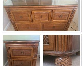 Matching dresser and end table with pineapple feet. Both are in good condition. Dresser measures 49" x 20" x 30”. Glass top Measures 48" x 19". End table measures 23" x 28" x 25". Glass top included measures 24" x 27". https://ctbids.com/#!/description/share/981231
