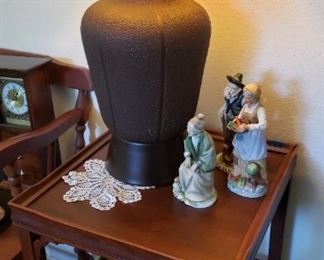 Lamp, occasional table, figurines, Circle of Friends