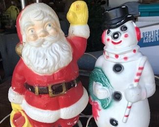 About 12” tall. There is also a large Santa head in the garage!