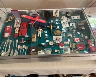 ALL KNIDS OF FUN/COLLECTIBLE ITEMS