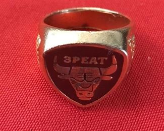 Chicago Bulls Three Peat Championship Ring